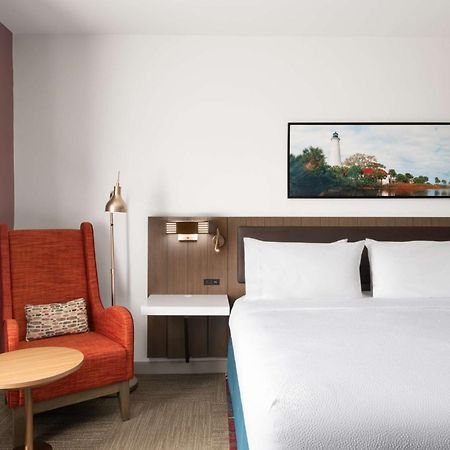 Hilton Garden Inn Таллахасси Экстерьер фото