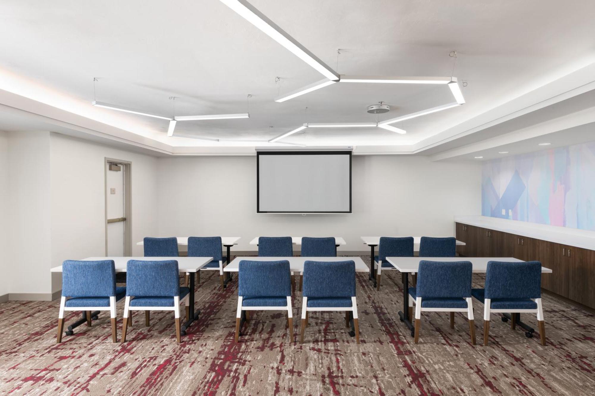 Hilton Garden Inn Таллахасси Экстерьер фото