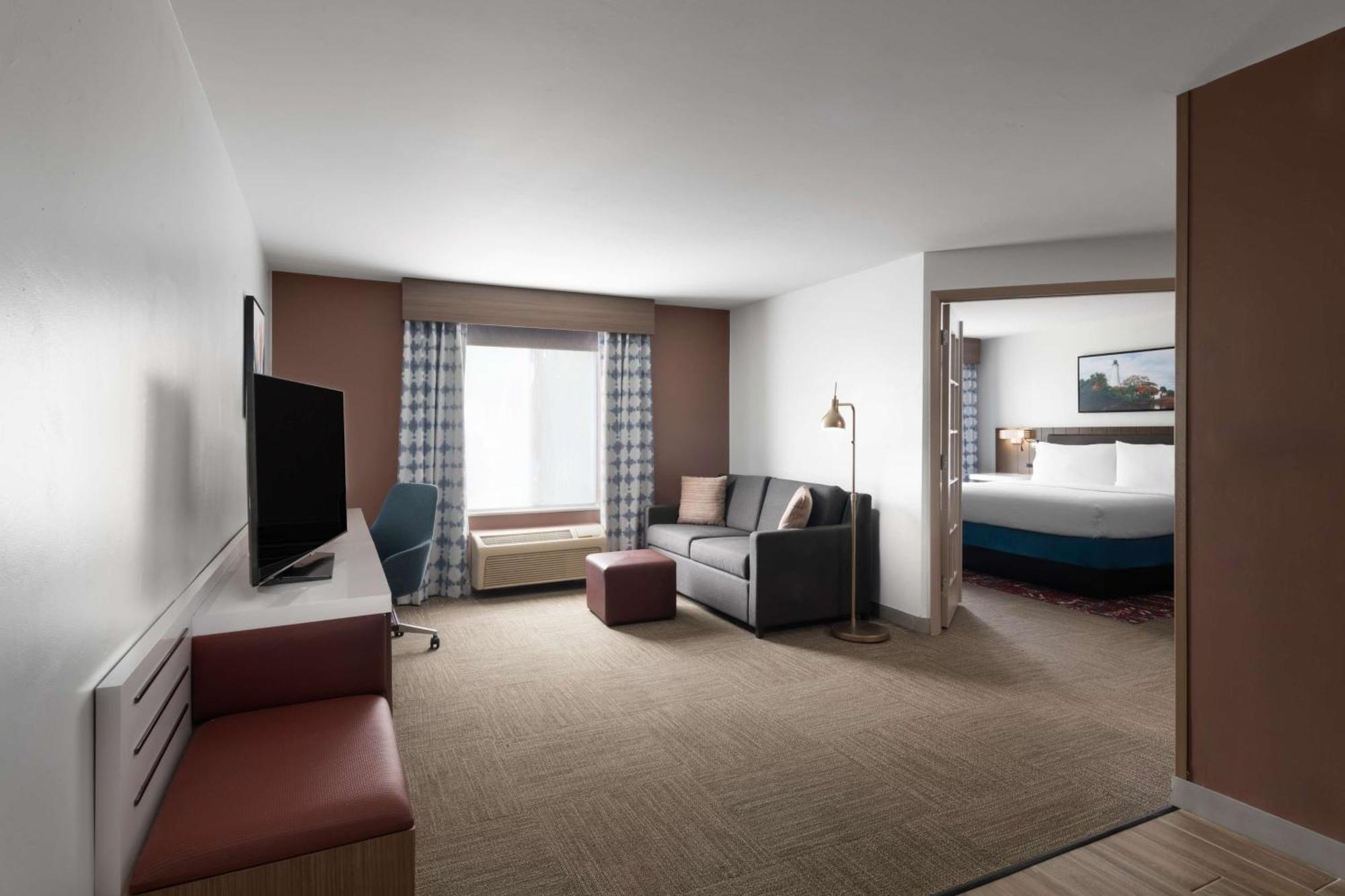 Hilton Garden Inn Таллахасси Экстерьер фото