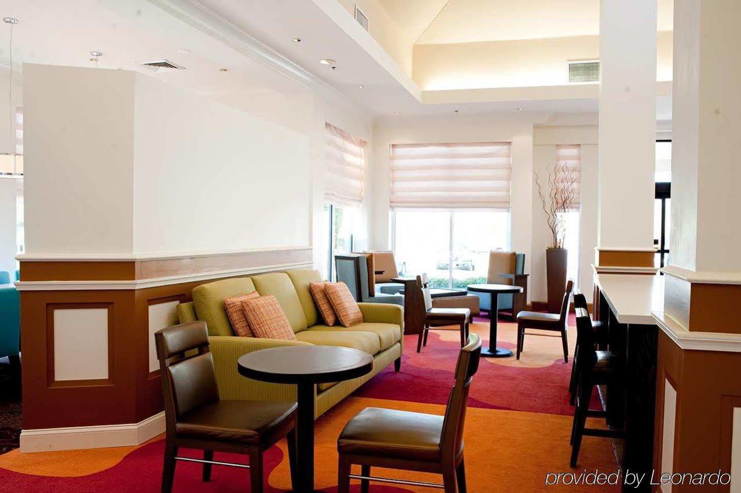 Hilton Garden Inn Таллахасси Экстерьер фото